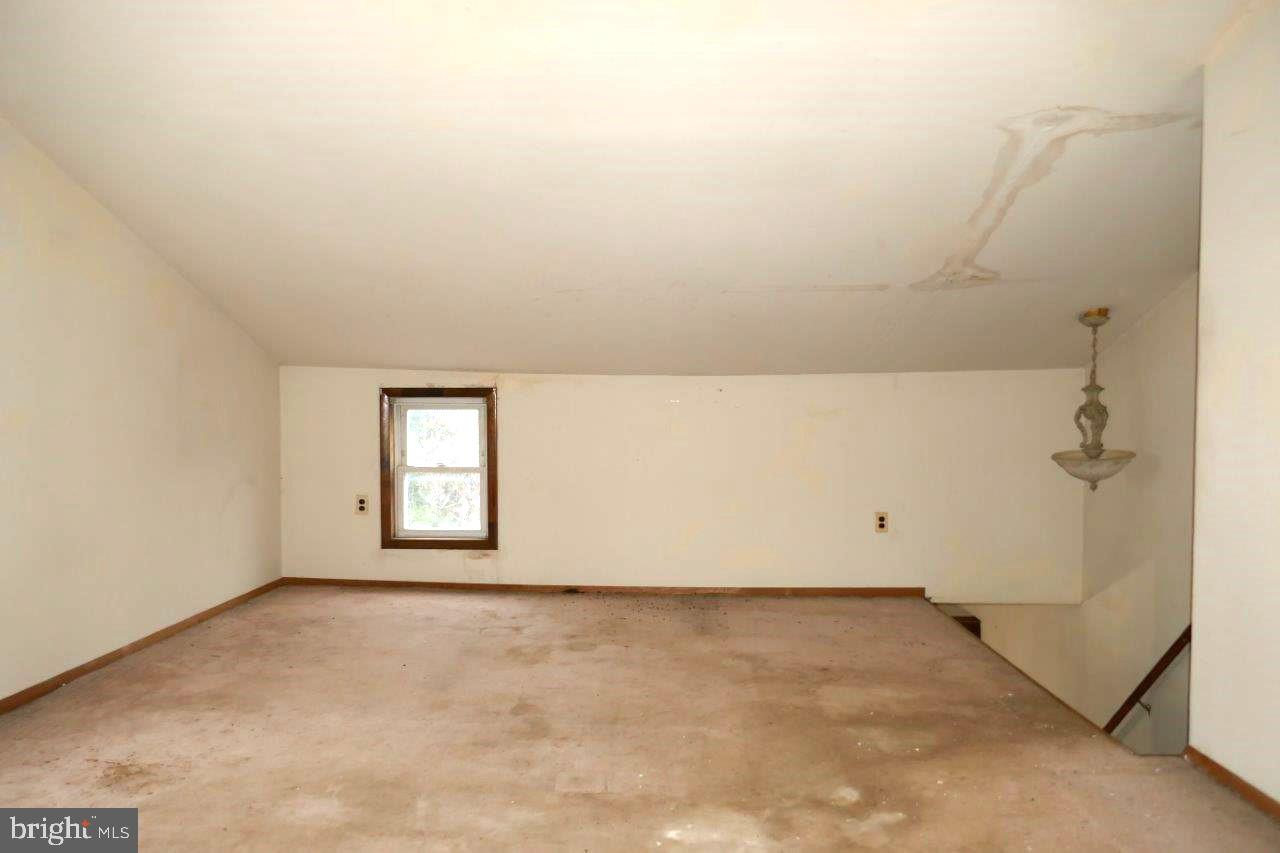 2811 Frederick Avenue Baltimore, MD 21223 - Photo 29 of 33