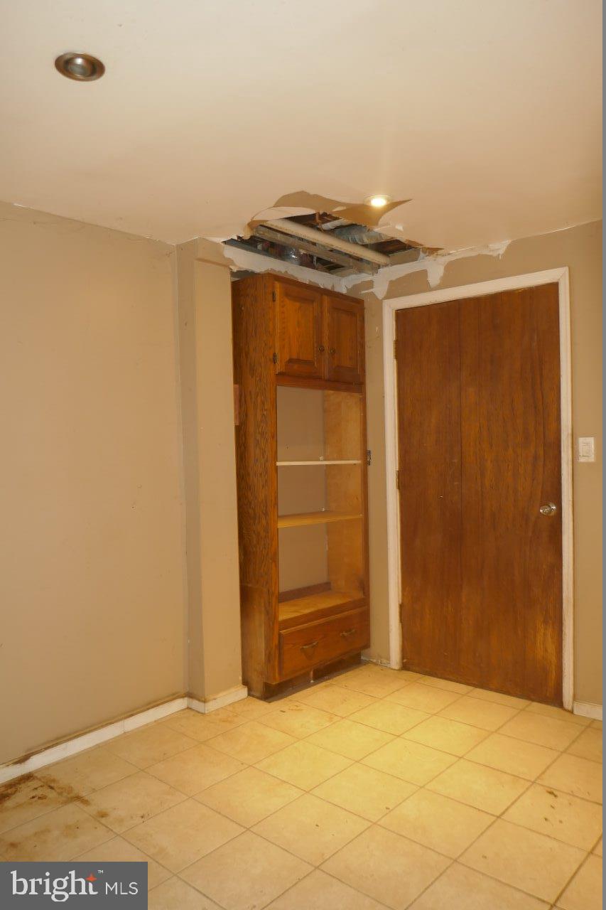 2811 Frederick Avenue Baltimore, MD 21223 - Photo 8 of 33