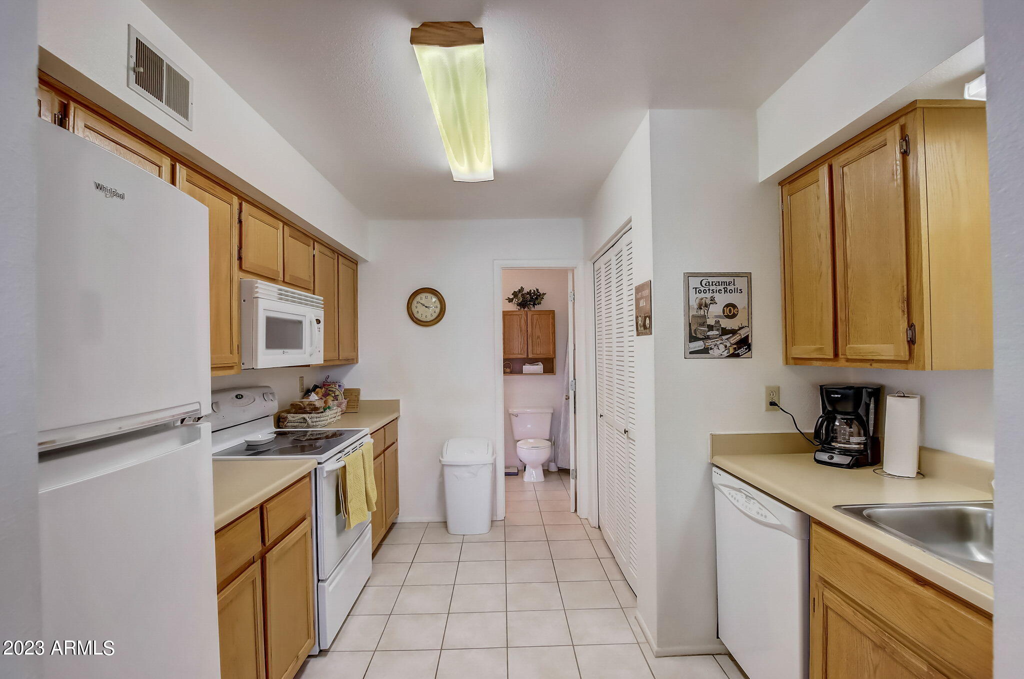 3270 South Goldfield Road, Unit 513 Apache Junction, AZ 85119 - Photo 11 of 35 Kitchen