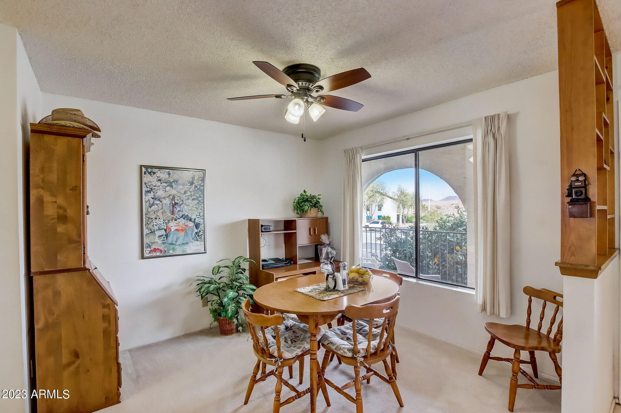 3270 South Goldfield Road, Unit 513 Apache Junction, AZ 85119 - Photo 8 of 35 DIning room