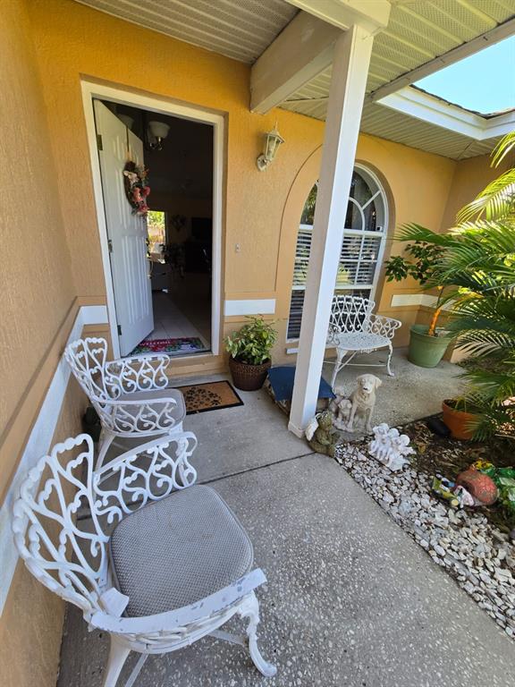 7818 Lewis Road Lakeland, FL 33810 - Photo 3 of 13 a view of entryway front of house