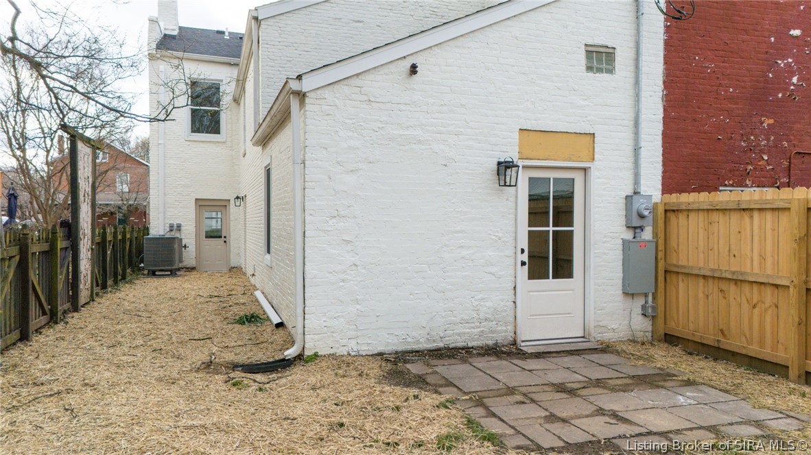 518 Jefferson Street Madison, IN 47250 - Photo 39 of 47