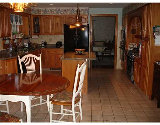13 Rogler Farm Road Smithfield, RI 02917 - Photo 2 of 7 Kitchen.