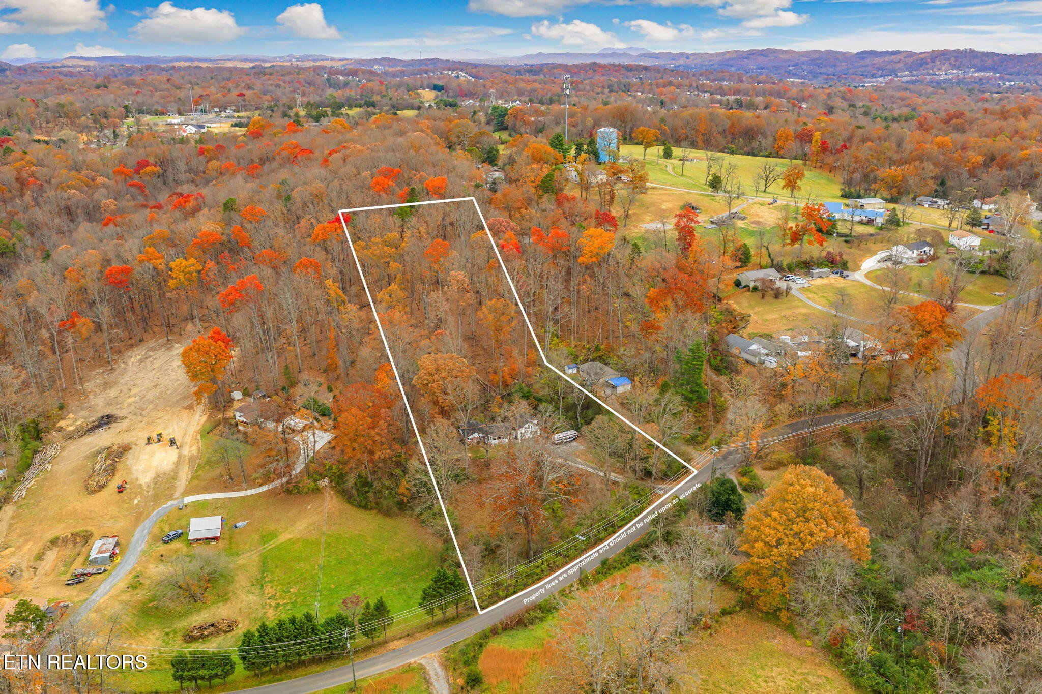 8404 Brickyard Road Powell, TN 37849 - Photo 2 of 49