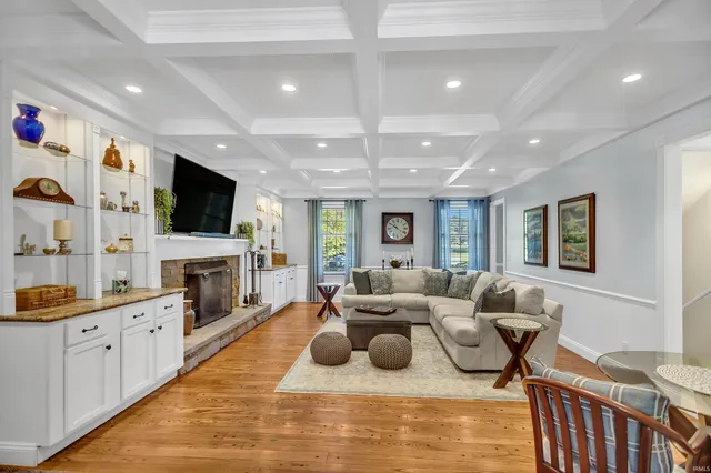 $1,150,000 | 9550 State Road 46, Bloomington, IN 47401