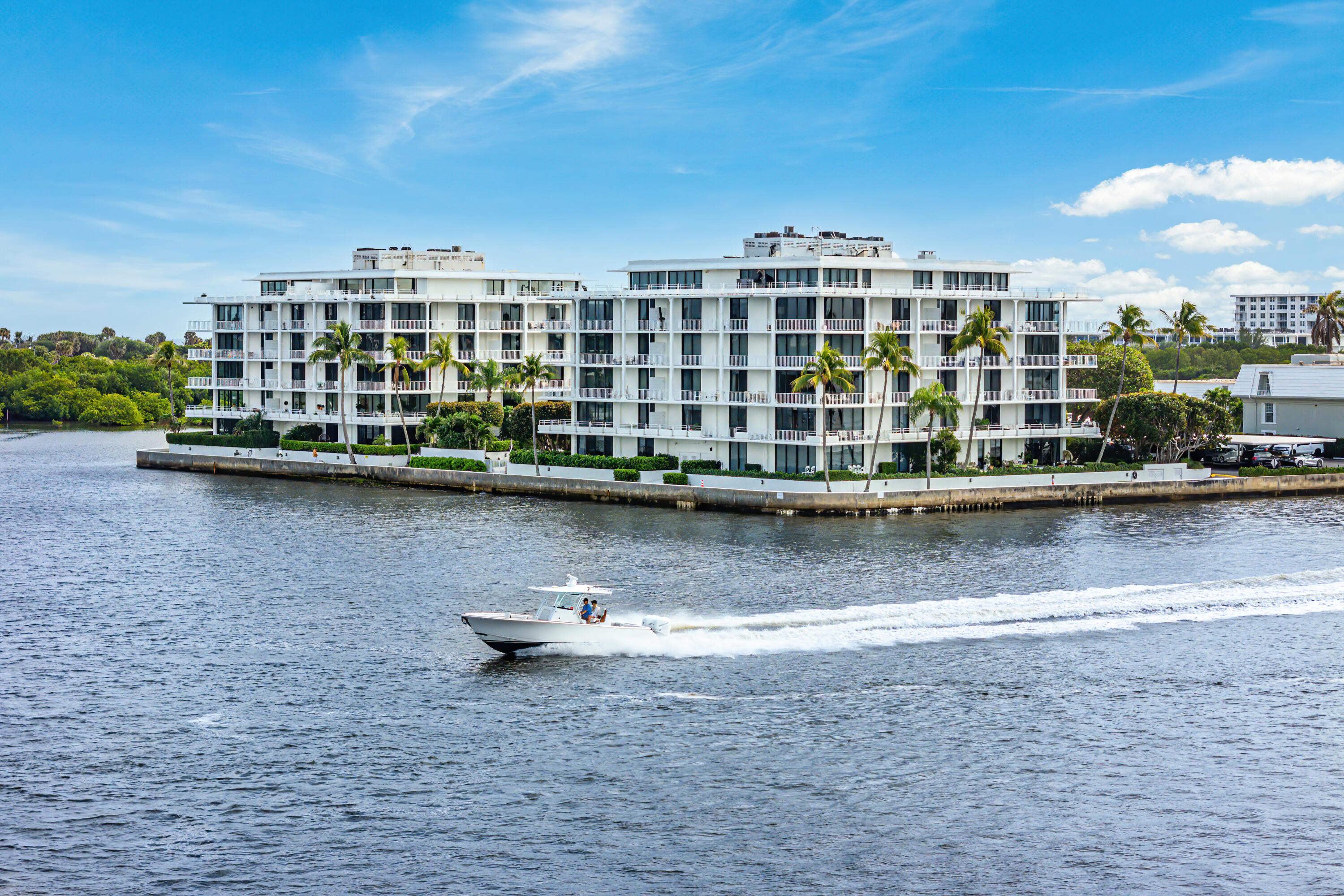 2150 Ibis Isle Road, Unit 8 Palm Beach, FL 33480 - Photo 26 of 29 Towers