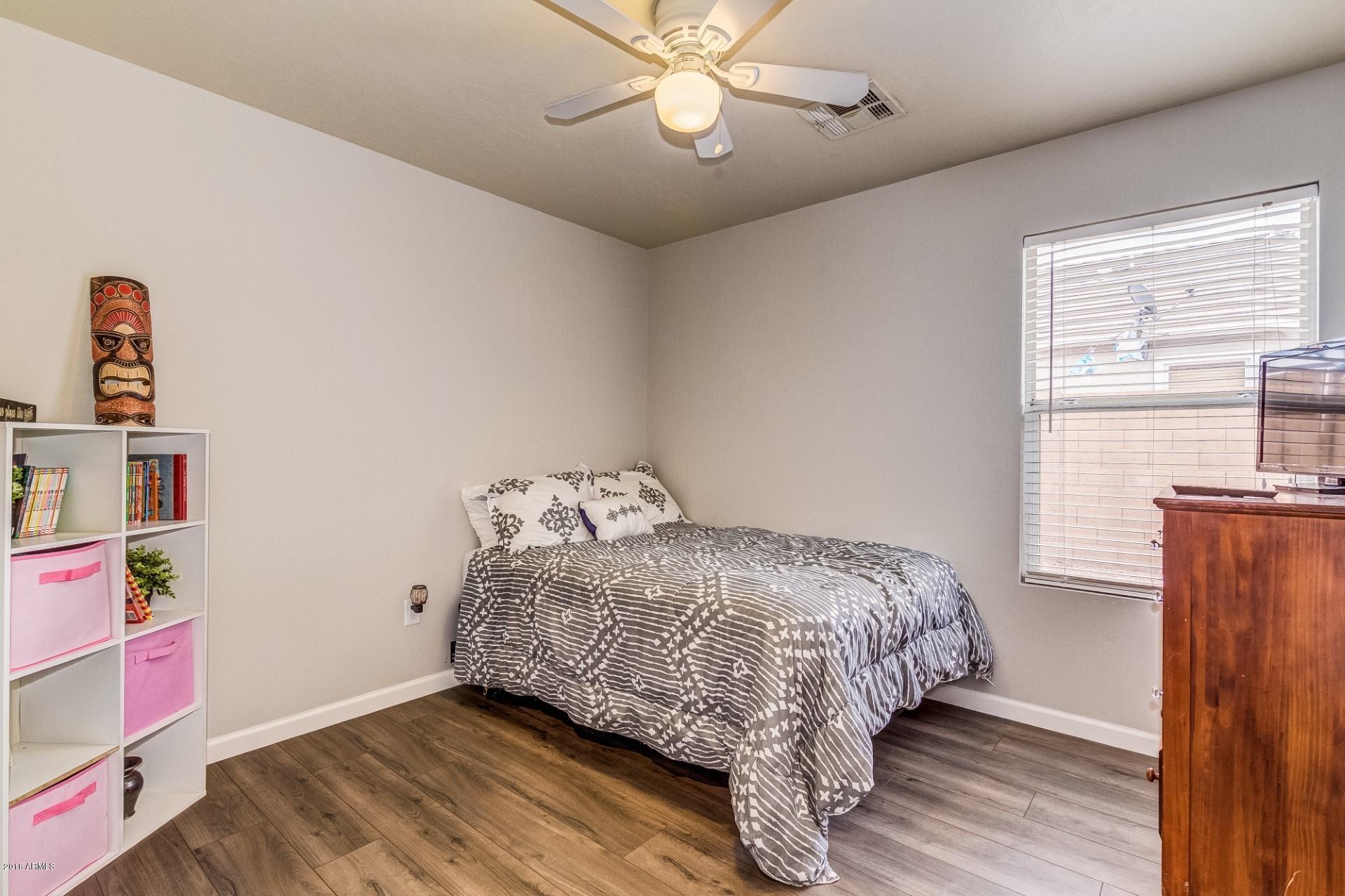 2593 East Del Rio Court Gilbert, AZ 85295 - Photo 14 of 23 Bedroom 3