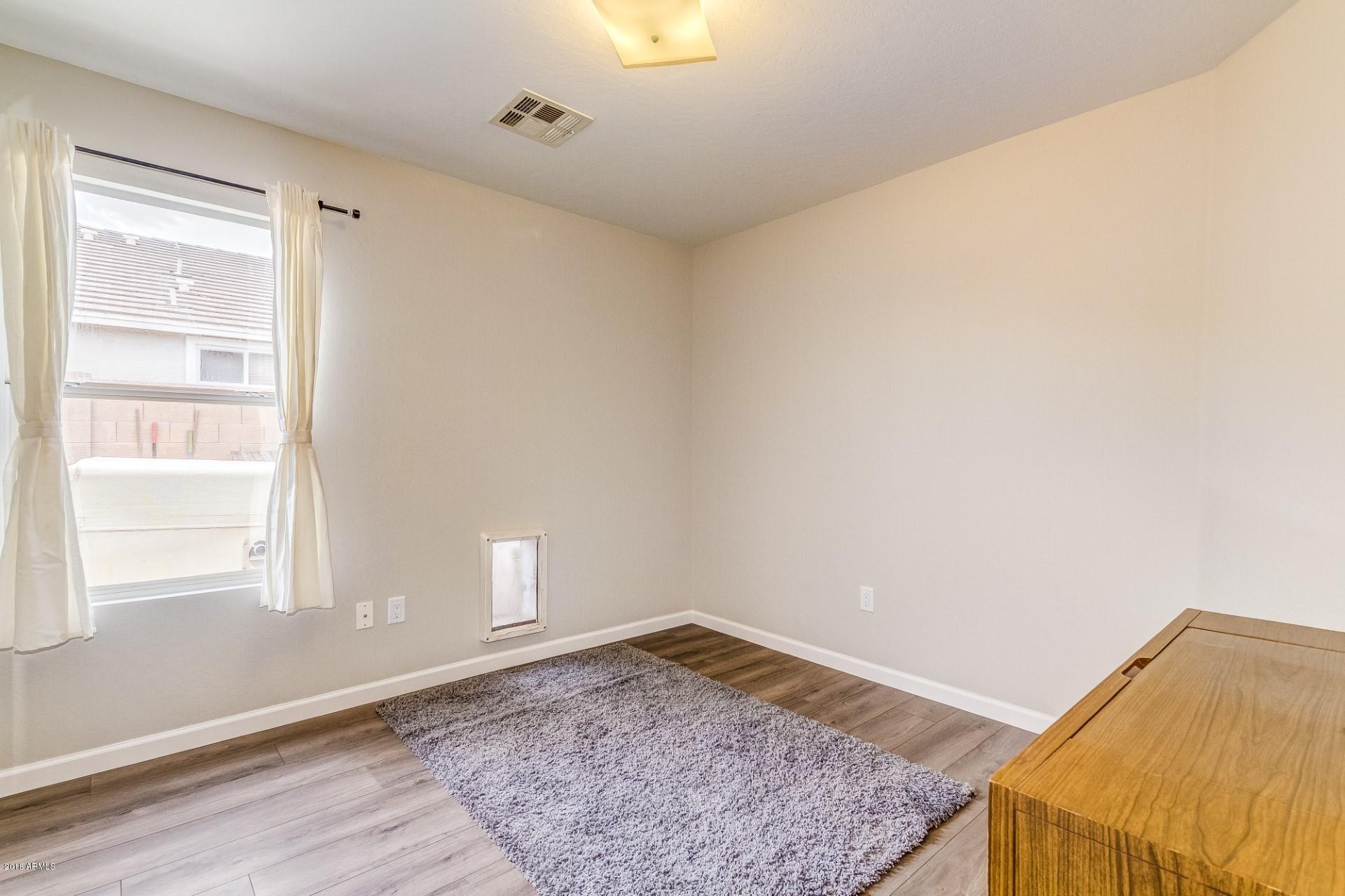 2593 East Del Rio Court Gilbert, AZ 85295 - Photo 15 of 23 Bedroom 2