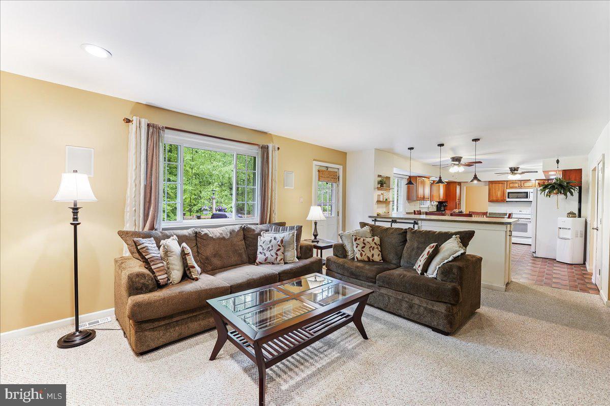 18 Kirk Road Garnet Valley, PA 19060 - Photo 13 of 32 Family Room