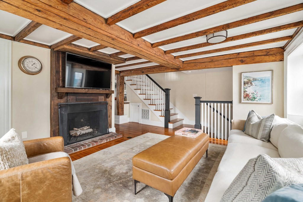 82 Front Street, Unit 82 Marblehead, MA 01945 - Photo 13 of 27 Gallery Image 13