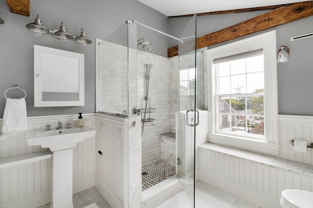 82 Front Street, Unit 82 Marblehead, MA 01945 - Photo 23 of 27 Gallery Image 23