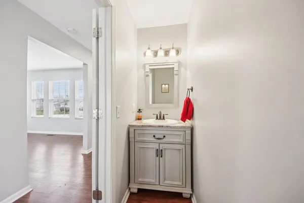 $435,000 | 25241 Entrance Drive, Lake Villa, IL 60046