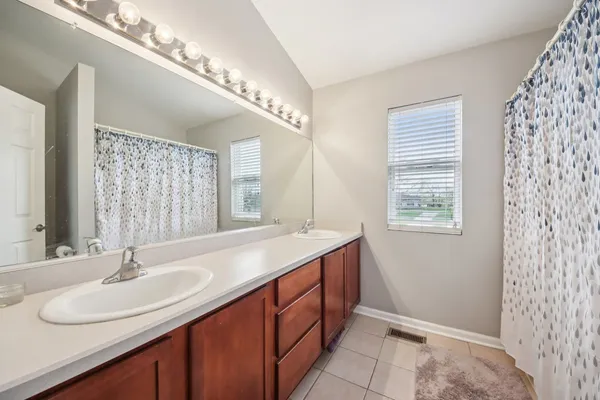 $435,000 | 25241 Entrance Drive, Lake Villa, IL 60046