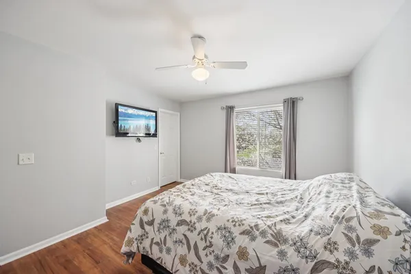 $435,000 | 25241 Entrance Drive, Lake Villa, IL 60046
