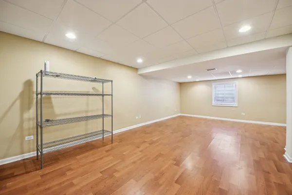 $435,000 | 25241 Entrance Drive, Lake Villa, IL 60046