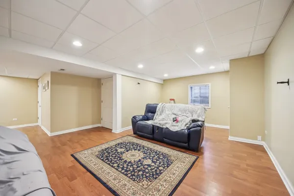 $435,000 | 25241 Entrance Drive, Lake Villa, IL 60046