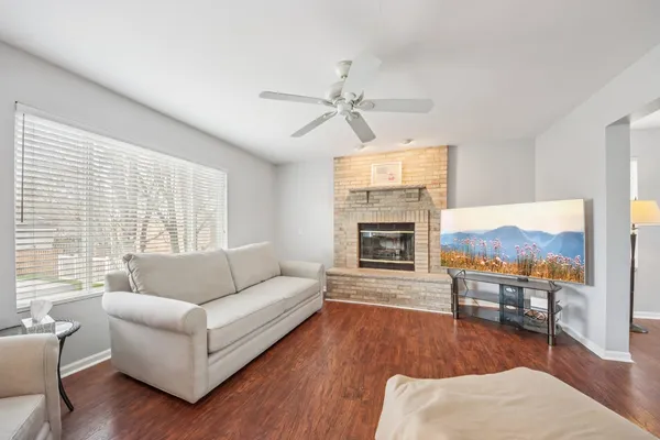 $435,000 | 25241 Entrance Drive, Lake Villa, IL 60046