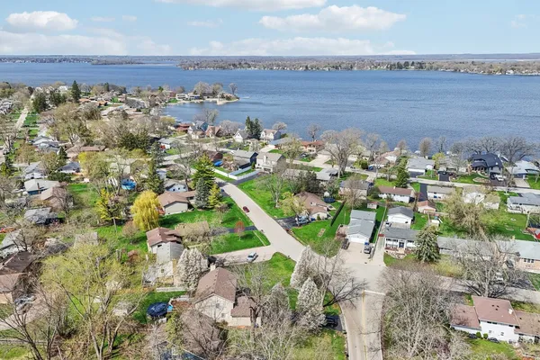 $435,000 | 25241 Entrance Drive, Lake Villa, IL 60046