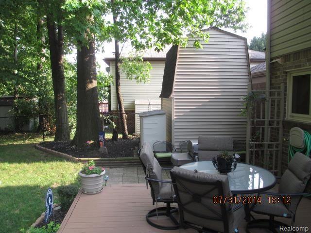 14526 Riverside Drive Livonia, MI 48154 - Photo 29 of 53 080314 168.jpg