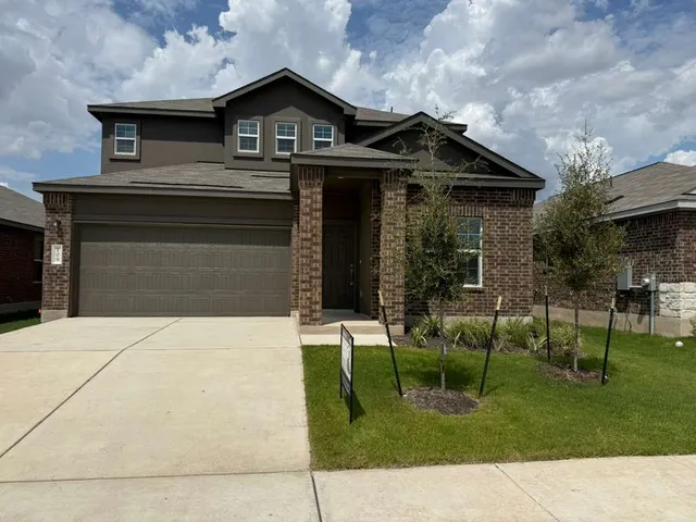 $2,450 | 109 Imola Street, Hutto, TX 78634