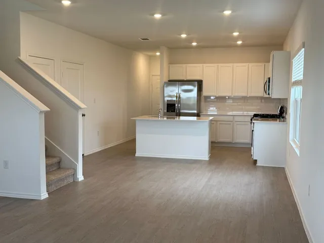 $2,450 | 109 Imola Street, Hutto, TX 78634