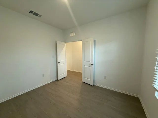 $2,450 | 109 Imola Street, Hutto, TX 78634