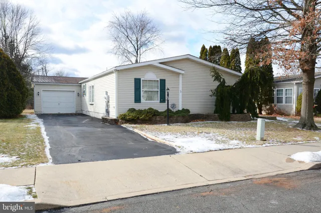 $265,000 | 52 Williams Way, Sellersville, PA 18960