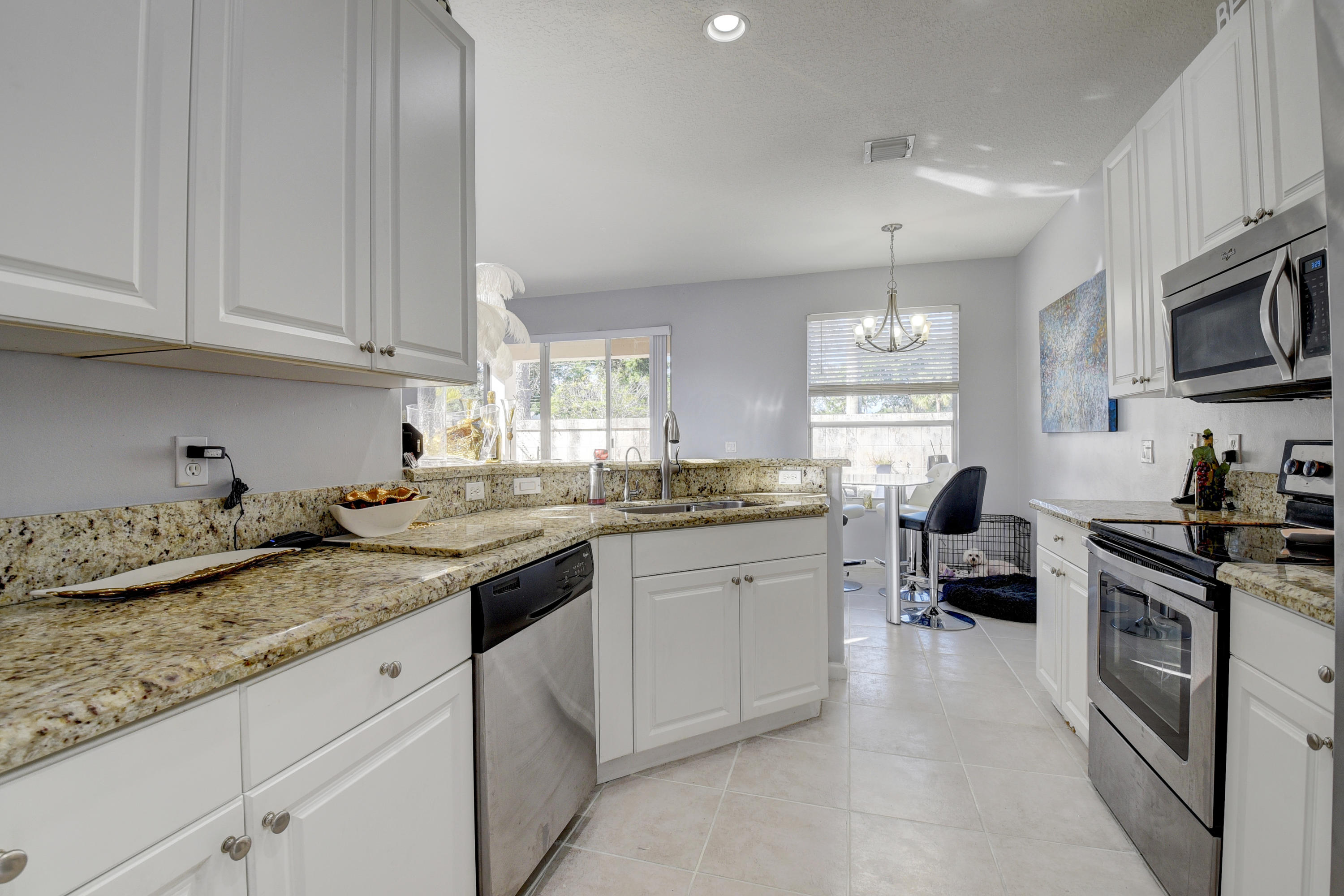 9652 Vineyard Court Boca Raton, FL 33428 - Photo 11 of 27 9652 Vineyard Ct Enter.jpg kitchen side