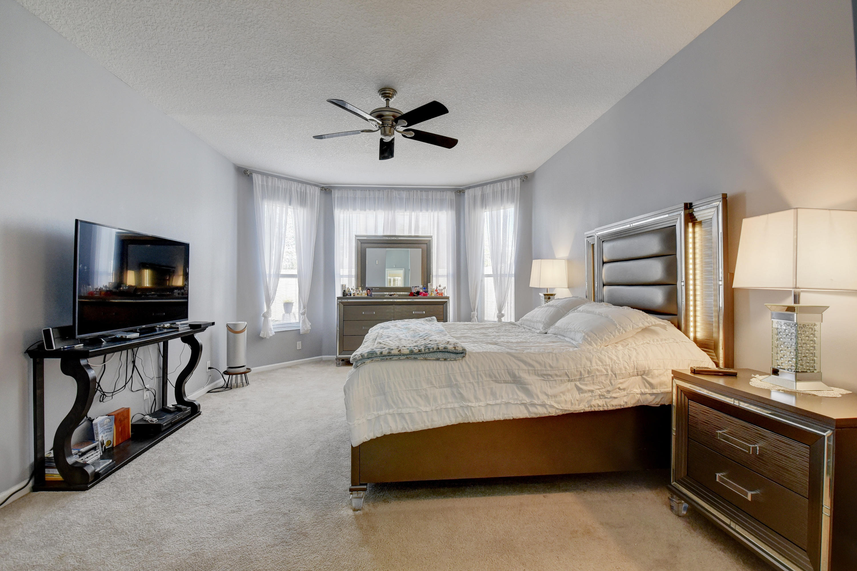 9652 Vineyard Court Boca Raton, FL 33428 - Photo 14 of 27 9652 Vineyard Ct Enter.jpg MB enter