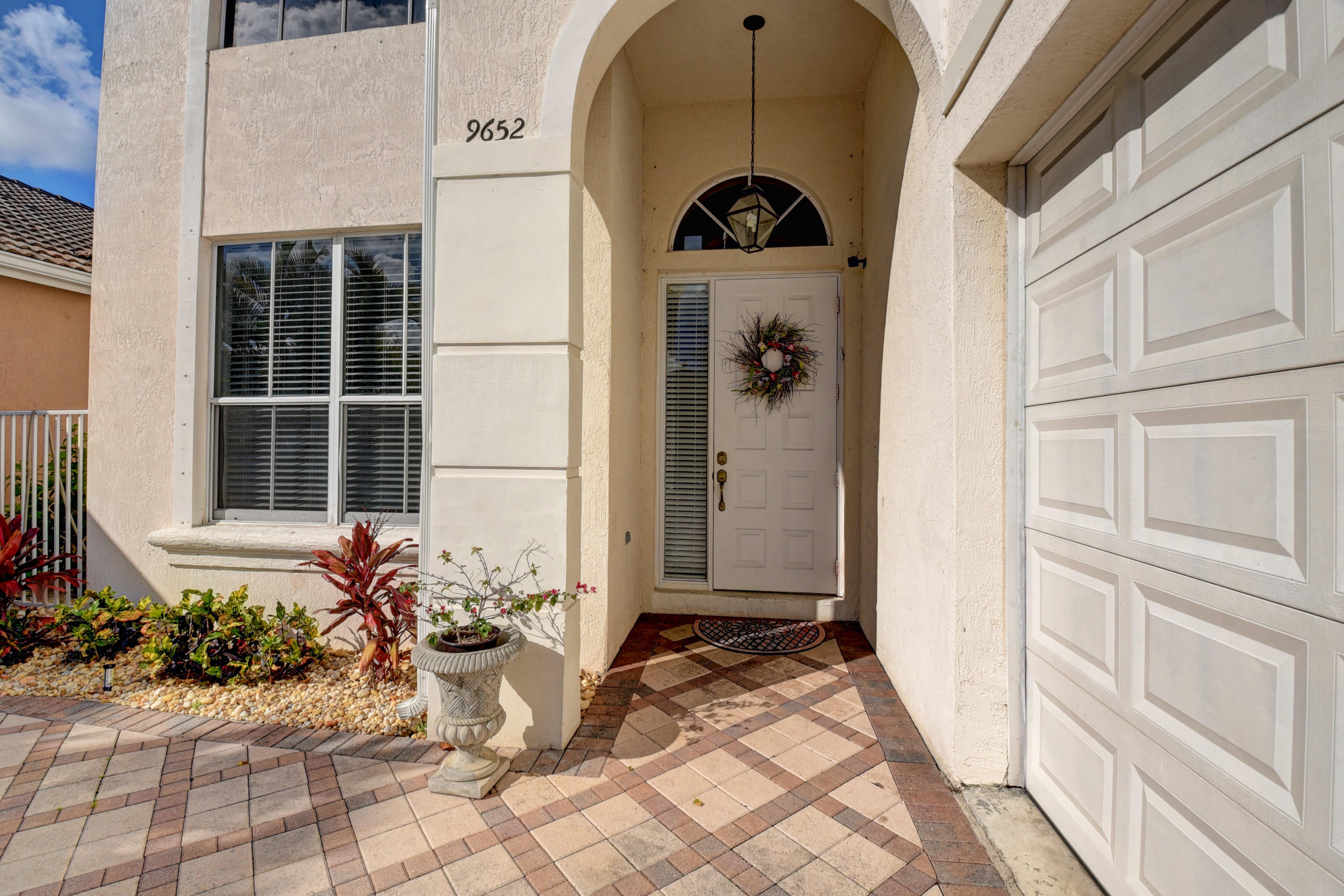 9652 Vineyard Court Boca Raton, FL 33428 - Photo 2 of 27 9652 Vineyard Ct. Front View.jpg close u