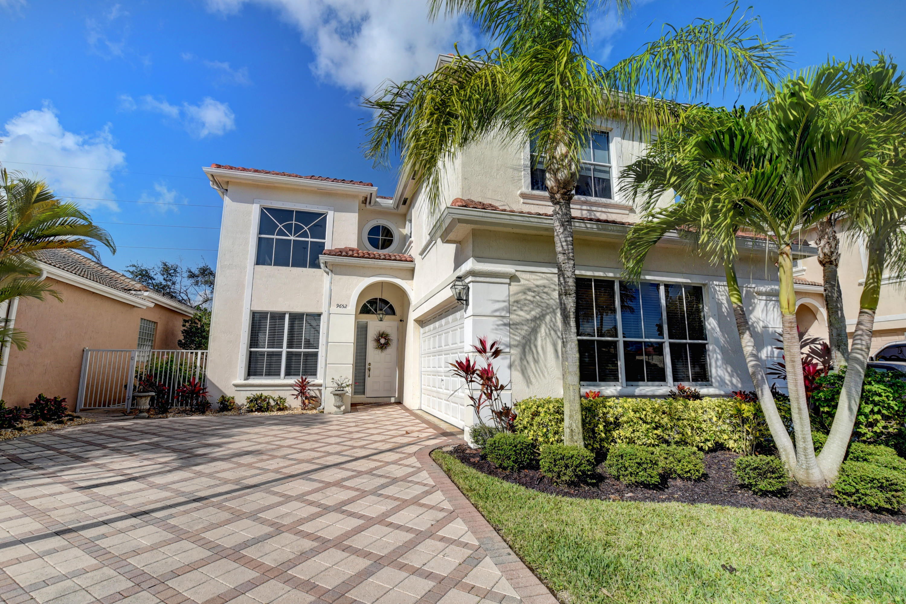 9652 Vineyard Court Boca Raton, FL 33428 - Photo 27 of 27 9652 Vineyard Ct. Front View.jpg side fe