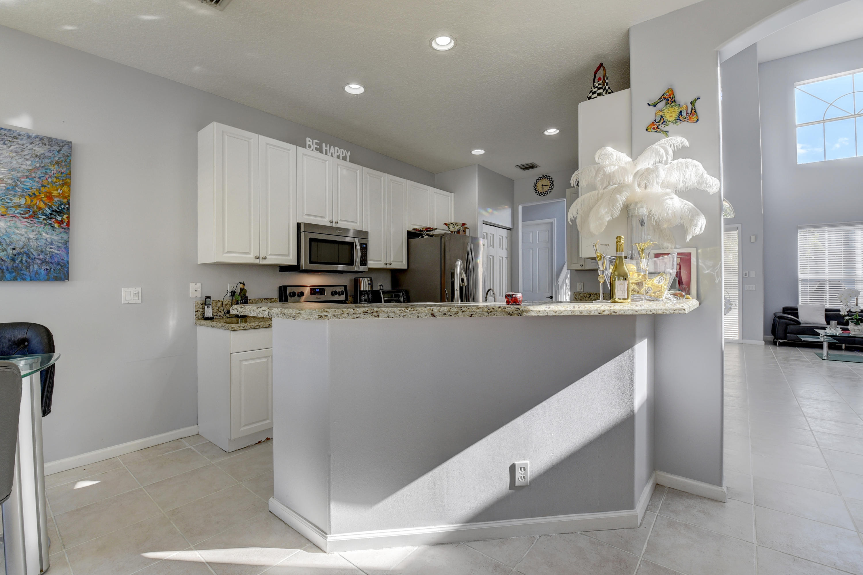 9652 Vineyard Court Boca Raton, FL 33428 - Photo 10 of 27 9652 Vineyard Ct Enter.jpg kitchen front