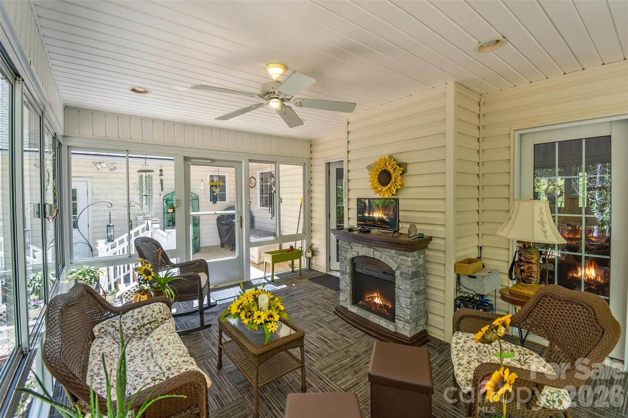 548 Thunder Road Brevard, NC 28712 - Photo 9 of 47