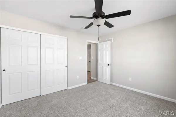 $291,900 | 2 Maple At Riverstone, Florissant, MO 63031