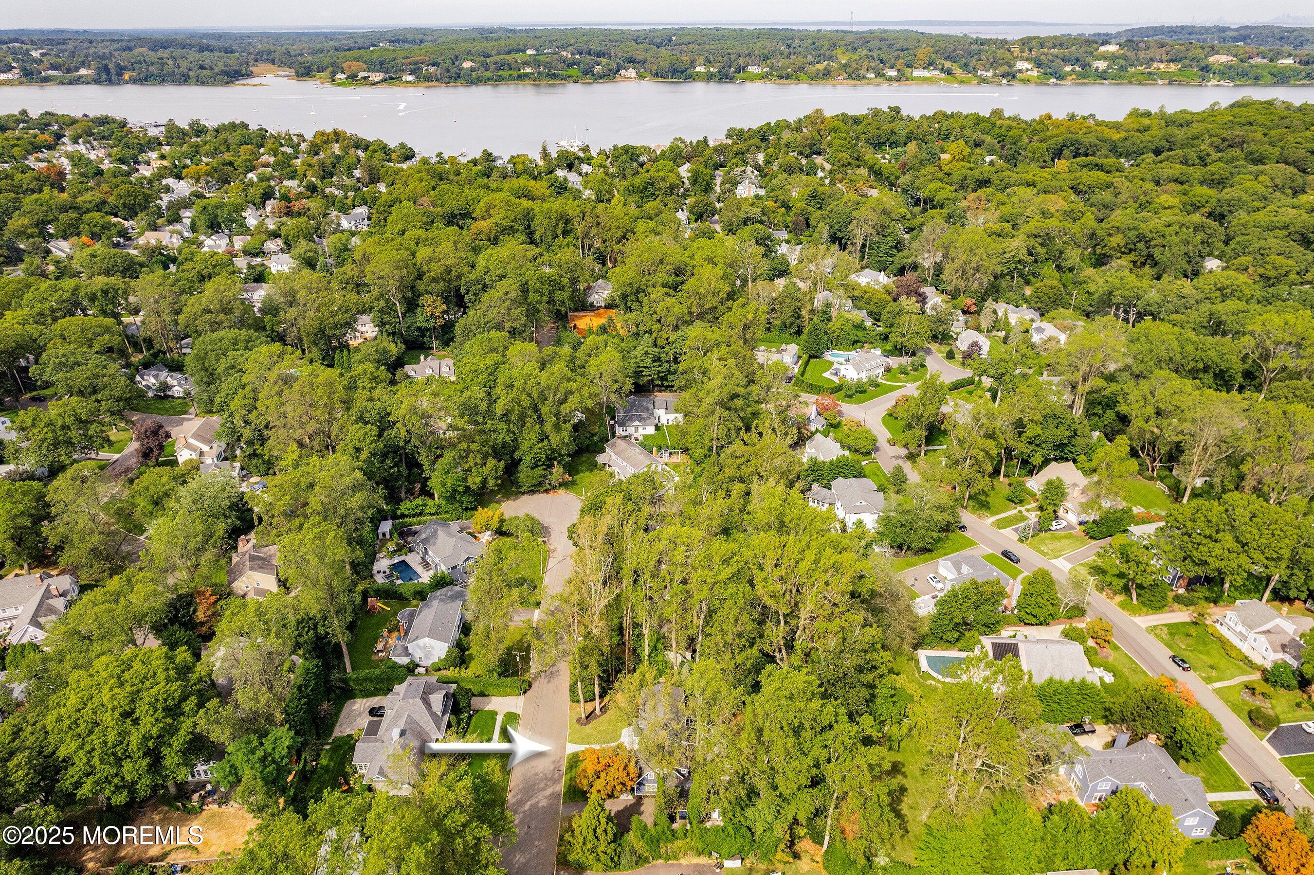 20 Rustic Terrace Fair Haven, NJ 07704 - Photo 37 of 40 a view of a city