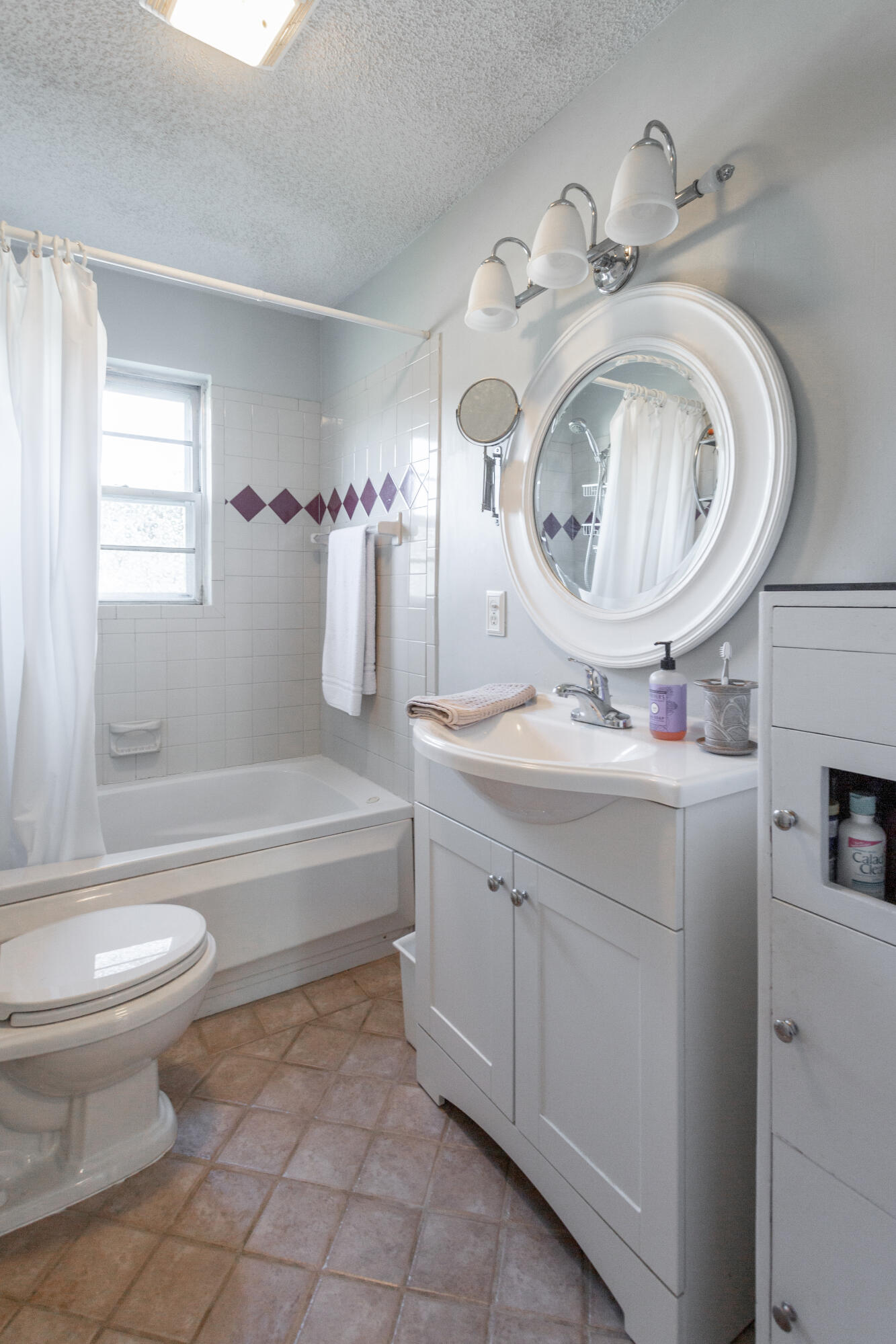1610 South Rugby Place East Ridge, TN 37412 - Photo 12 of 21 Bathroom-23