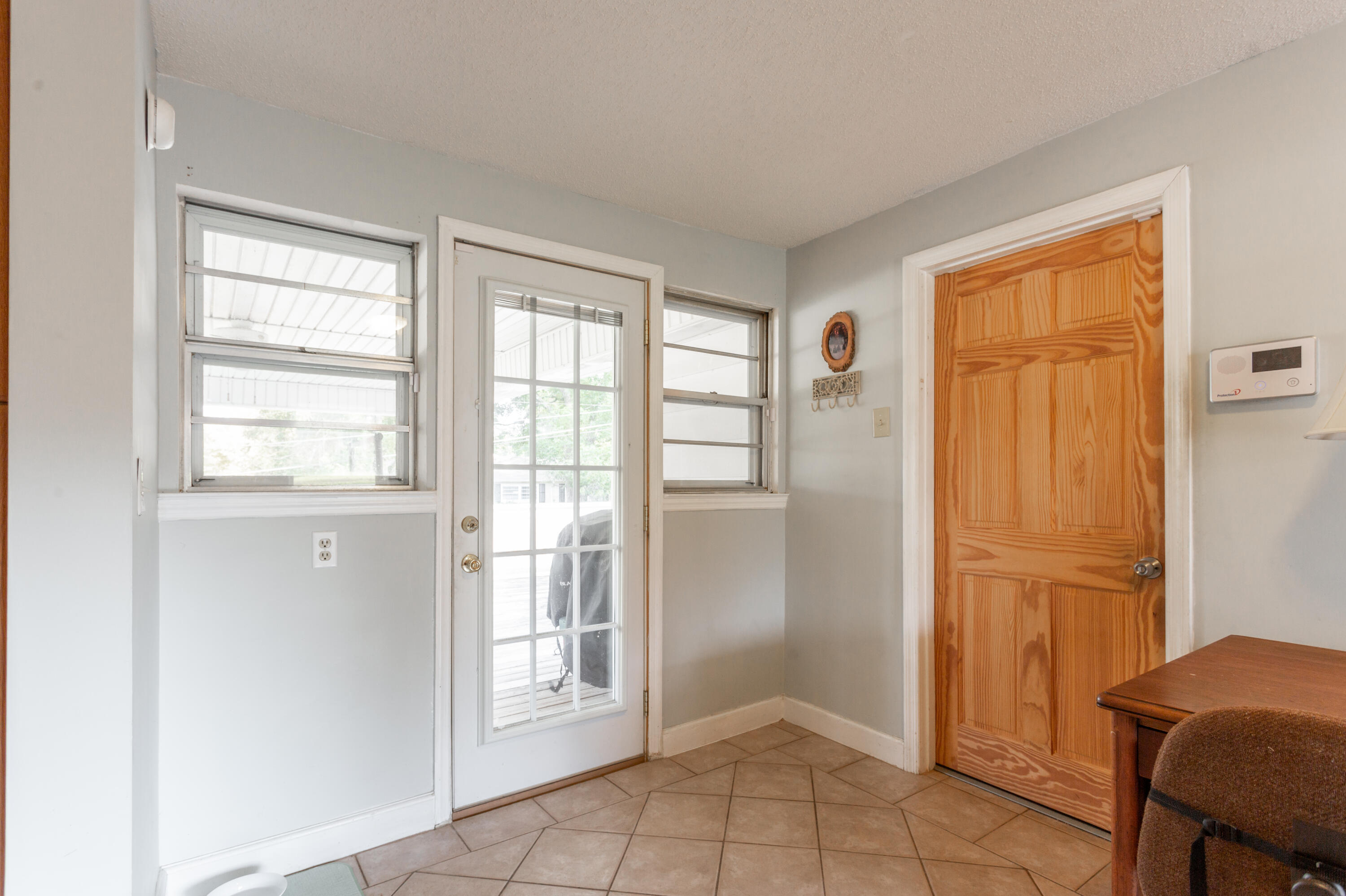 1610 South Rugby Place East Ridge, TN 37412 - Photo 8 of 21 1610SRugby-19