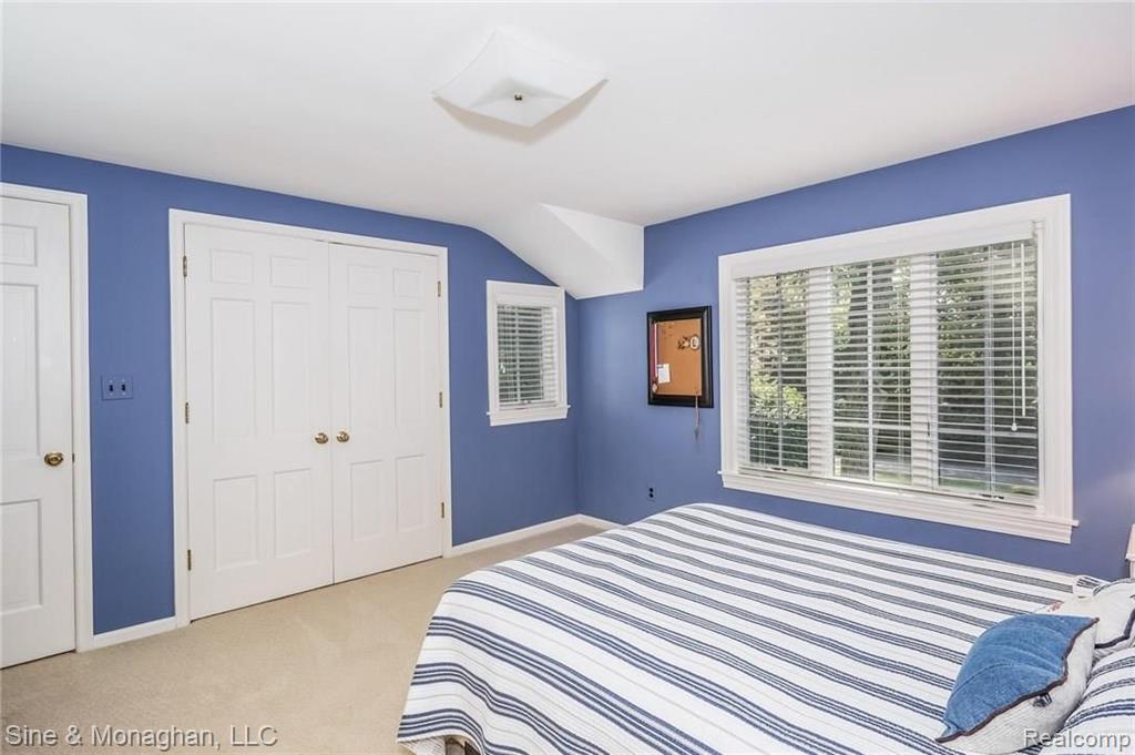 157 Kenwood Road Grosse Pointe Farms, MI 48236 - Photo 47 of 84