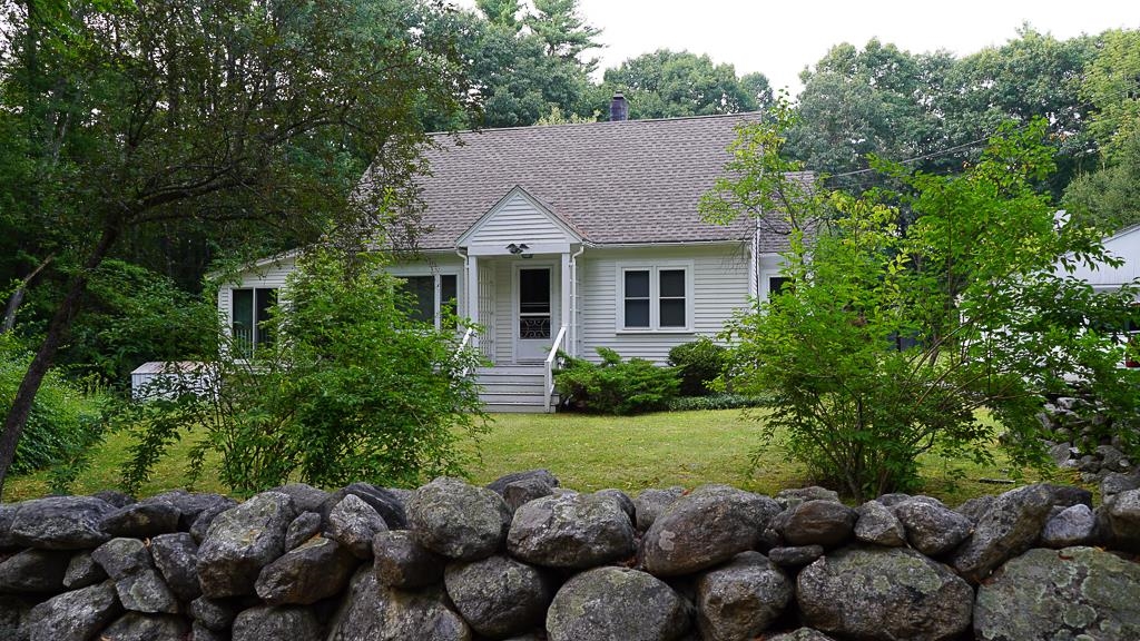 174 Stagecoach Road Barrington, NH 03825 - Photo 1 of 39