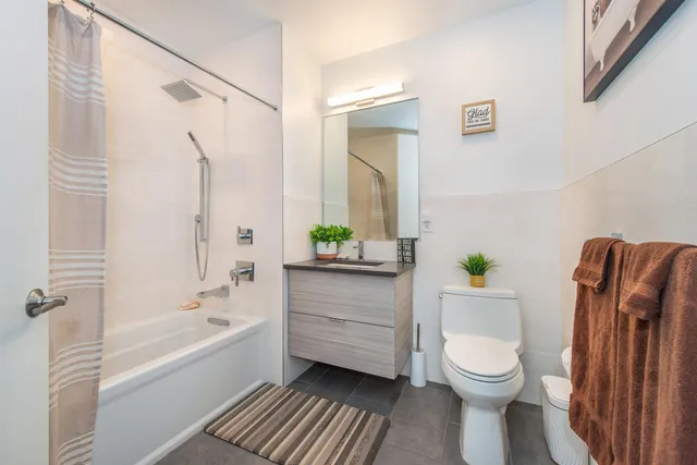 $779,000 | 332 Newark Avenue, Unit 2B, Jersey City, NJ 07302