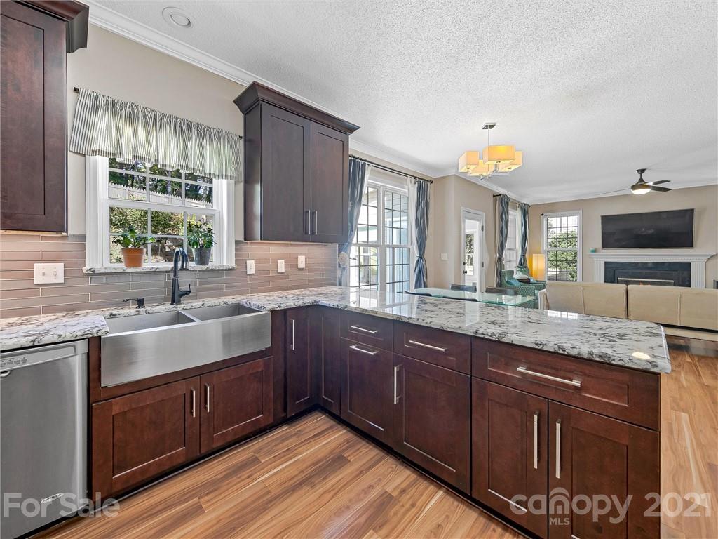 109 North Wintergarden Road Fletcher, NC 28732 - Photo 5 of 32 Gallery Image 5