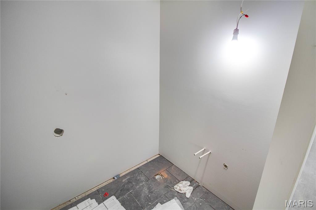 390 Dorsey Road Gillespie, IL 62033 - Photo 13 of 26 Gallery Image 13