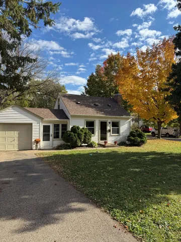 $325,000 | 301 19th Avenue North, Hopkins, MN 55343