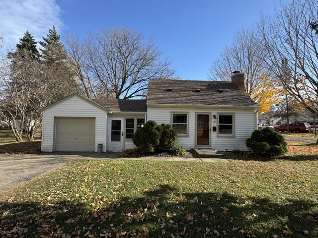 $325,000 | 301 19th Avenue North, Hopkins, MN 55343
