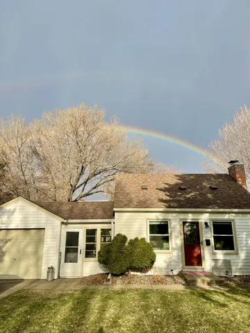 $325,000 | 301 19th Avenue North, Hopkins, MN 55343