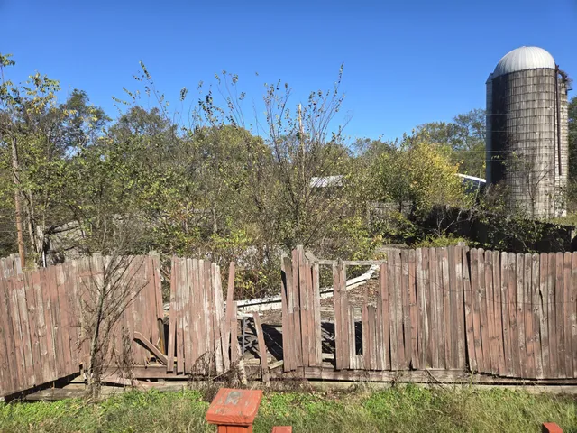 a view of outdoor space with city view