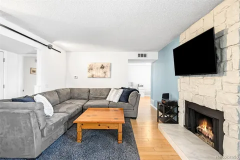 $285,000 | 7395 East Eastman Avenue, Unit 201M, Denver, CO 80231