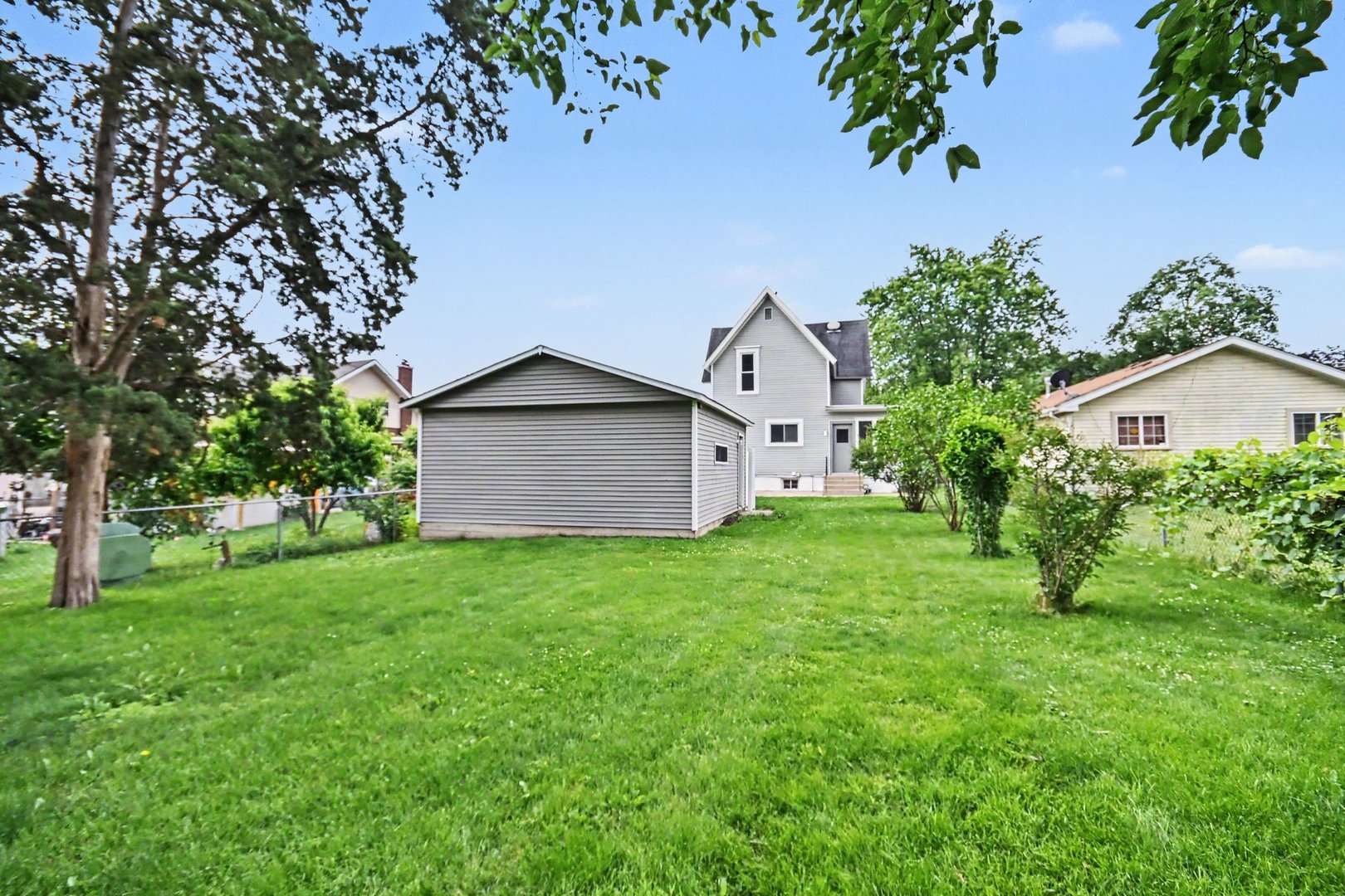 662 Bent Street Elgin, IL 60120 - Photo 23 of 24