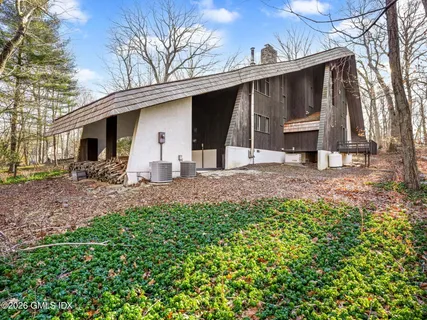 $1,995,000 | 484 Cognewaugh Road, Cos Cob, CT 06807