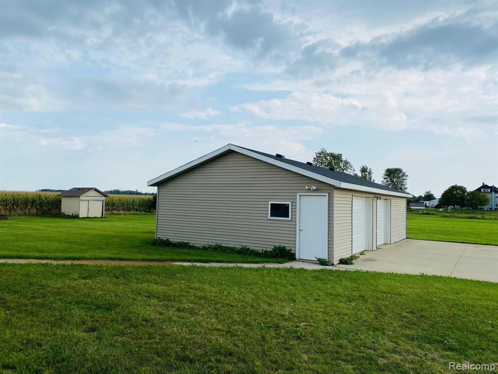 3244 Moore Road Snover, MI 48472 - Photo 28 of 32